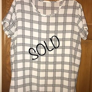Old Navy XL white/black plaid blouse shirt